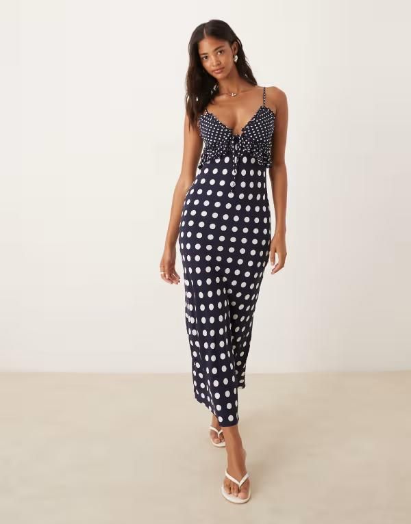 エイソス レディース トップス ワンピース ドット柄 ミディワンピース ドット プリント ミディ ASOS DESIGN cami midi dress with frill details in mixed polka dot print Mono spot