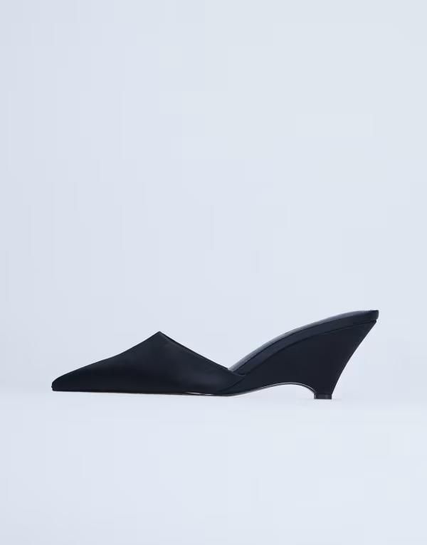 トップショップ レディース シューズ サンダル Topshop Annie wedge closed toe shoes Black ブラック