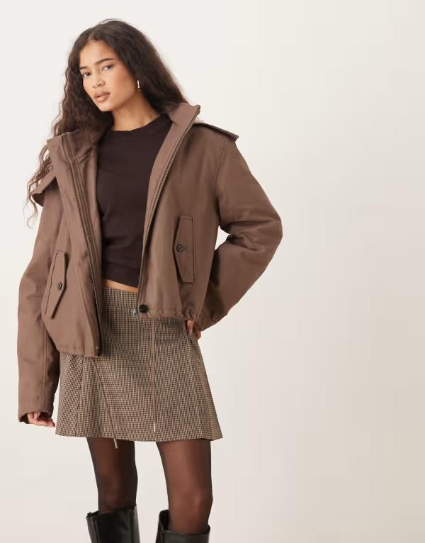 エイソス レディース アウター コート パーカー クロップド ASOS DESIGN cropped parka with borg lined hood brown ブラウン