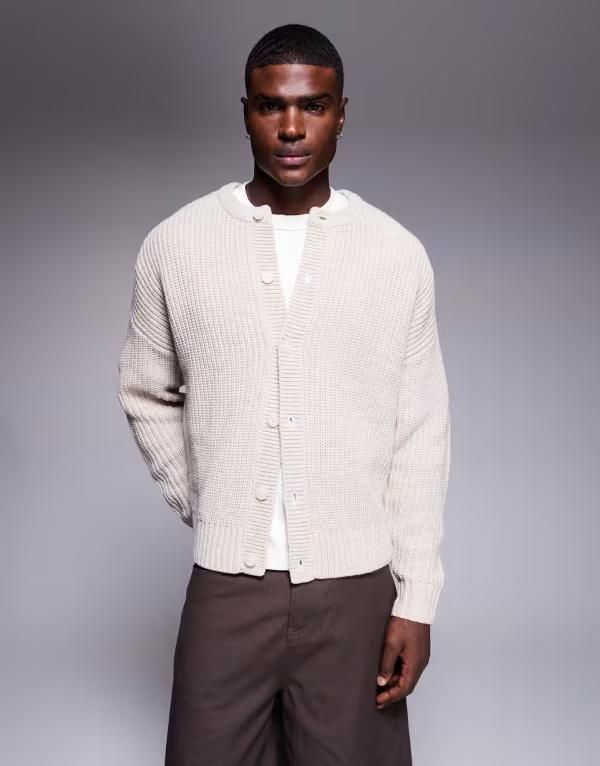 エイソス メンズ アウター カーディガン クルーネック ニット ASOS DESIGN oversized boxy fit heavyweight knit crew neck cardigan in heathered Beige Marl マール