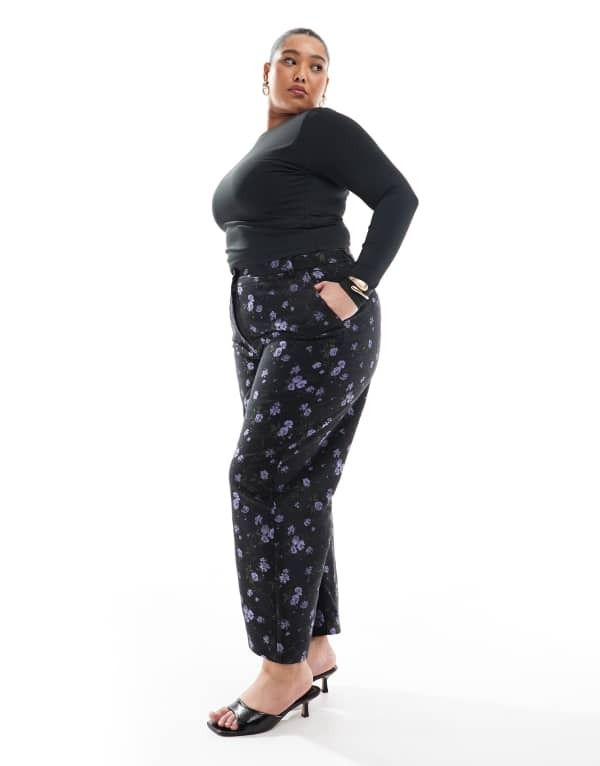 エイソス レディース ボトムス カジュアルパンツ フラワー柄 パンツ フラワー ASOS DESIGN Curve floral jacquard arch leg tailored pants Black ブラック