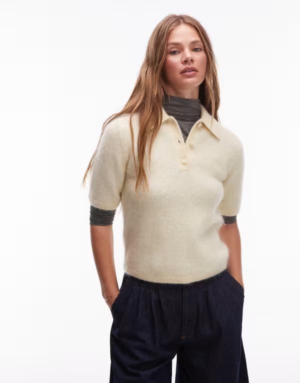 アンドアザーストーリーズ レディース アウター ニット・セーター スリムフィット ポロシャツ ウール Other Stories mohair and wool knit slim fitop with polo collar in yellow BEIGE