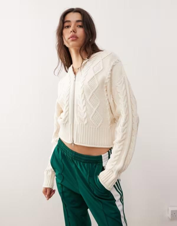 モンキ レディース アウター カーディガン ニット Monki cable knit hooded cardigan with double zip detail White ホワイト