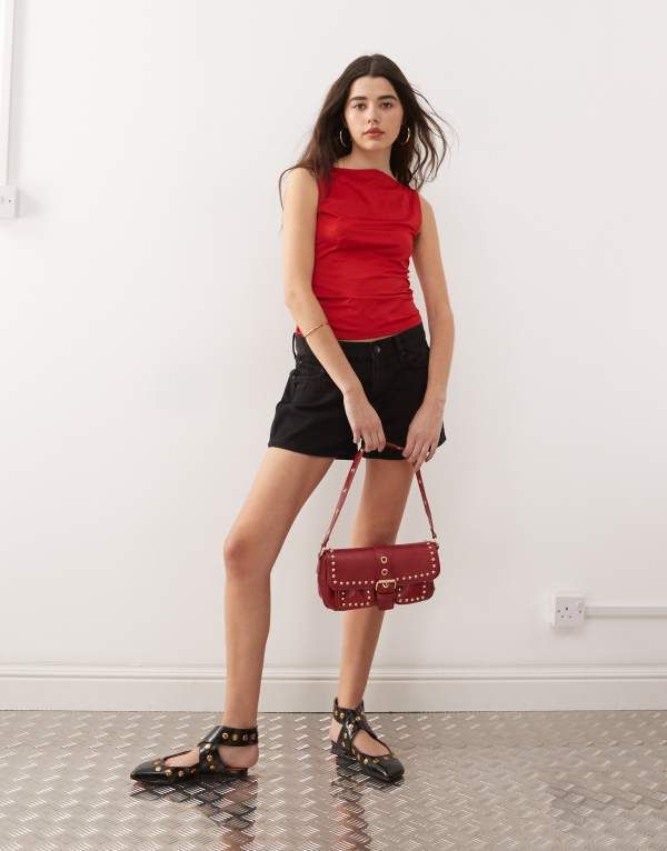 ウィークデイ レディース ボトムス ハーフパンツ・ショーツ ショートパンツ デニム Weekday low waist loose fit denim shorts Black rinse ブラック