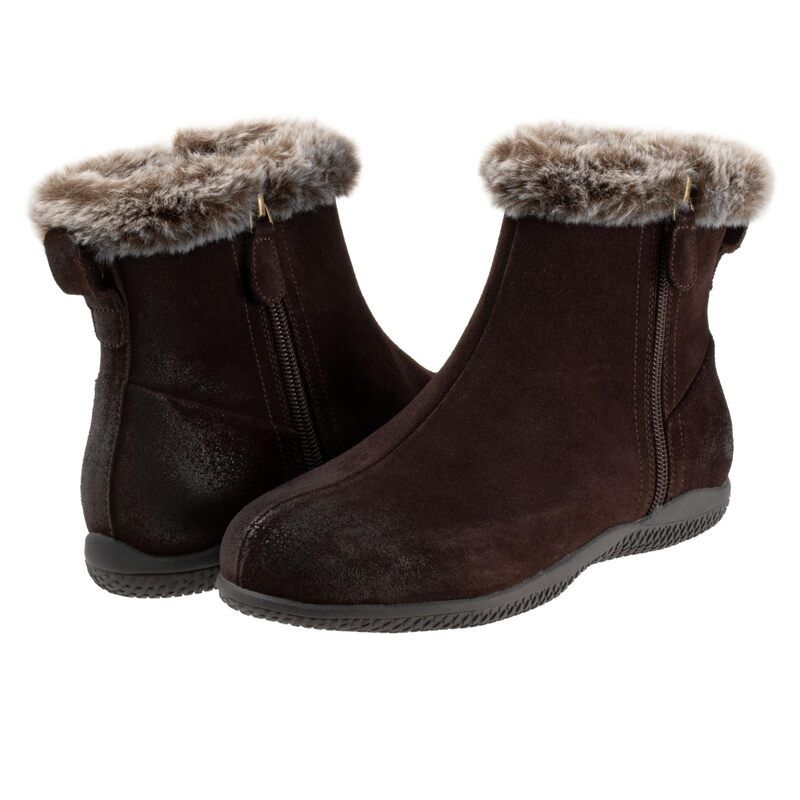 ソフトウォーク レディース シューズ ヒール SoftWalk Helena Dark Brown Sued ブラウン