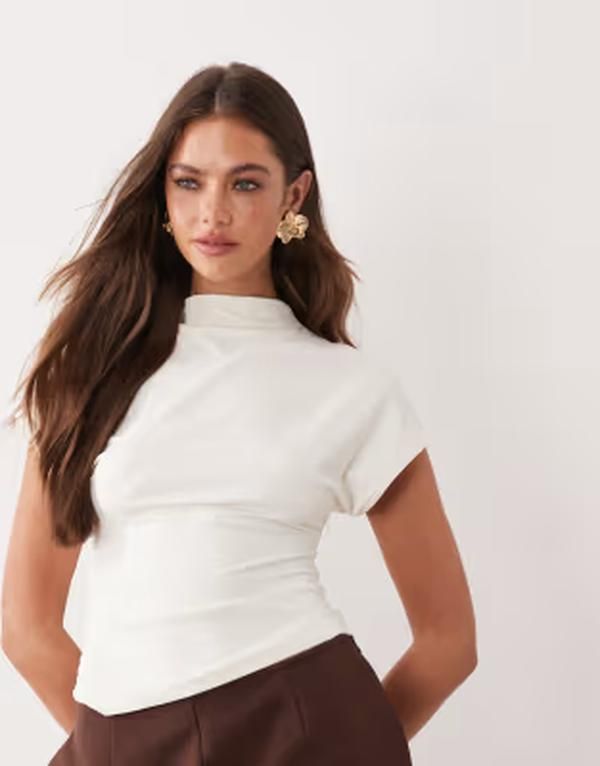エイソス レディース トップス Tシャツ ハイネック キャップ ASOS DESIGN polyamide high neck cap sleeve hardware back top in cream クリーム