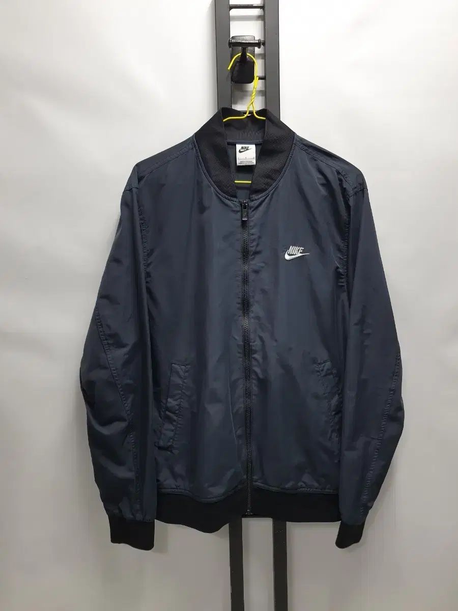 NIKE ウインドブレーカー ウーブン アンラインド ブルゾン ジャケット ブラック L