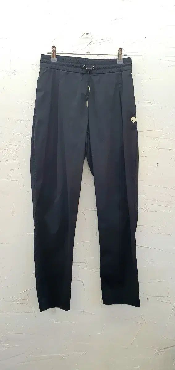 デサント(DESCENTE) トラベル スラックス パンツ