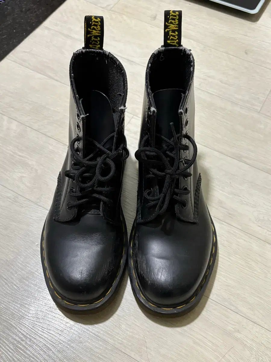 DR. MARTENS ドクターマーチン 1460 8ホール 240 245