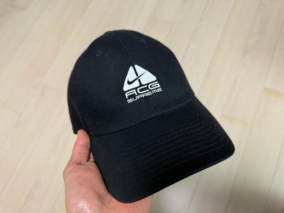 ナイキ ACG シュプリーム ブラック ベースボールキャップ / Free