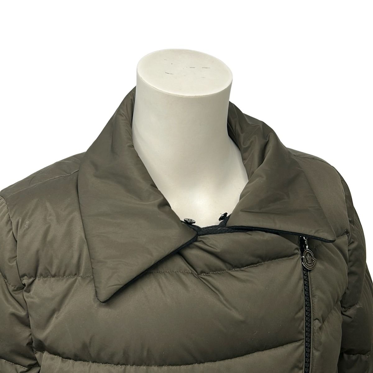 MONCLER(モンクレール) ダウンジャケット サイズ2 M レディース 