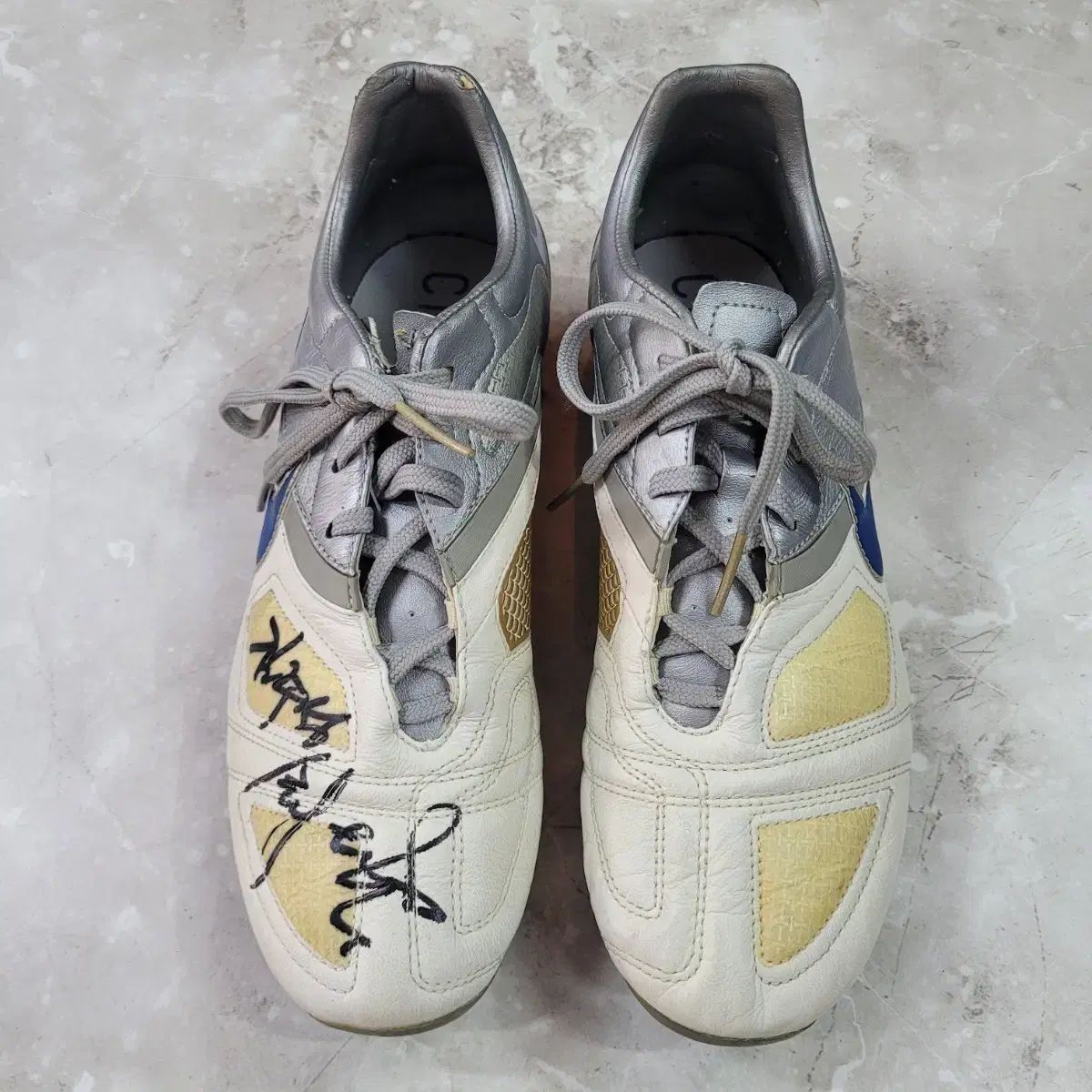サッカー・フットサル NIKE ナイキ CTR360 キム・ジュソン サイン