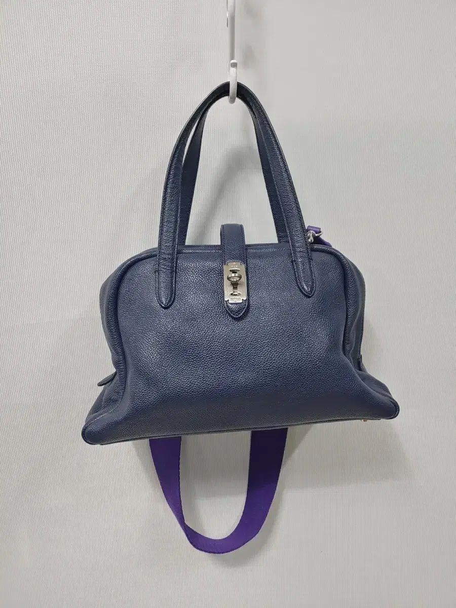 vunque トートバッグ & ショルダーストラップ ショルダーバッグ