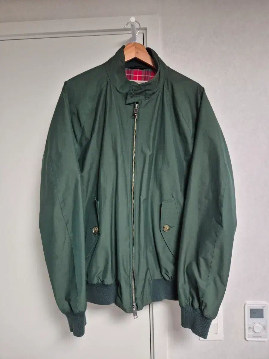 バラクータ レーシンググリーン 44