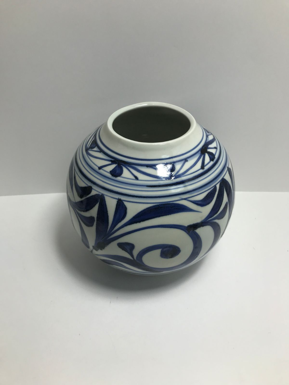 壺 梅山窯ばいざんがま 陶器 焼き物 花瓶 S A04244 M