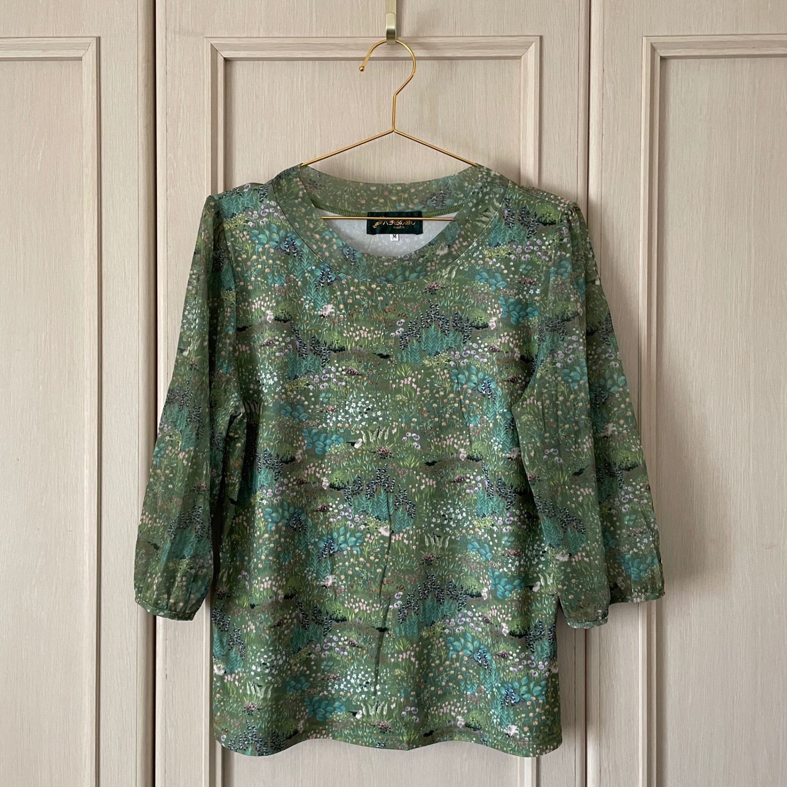 【東あずま店　併売品】　バラ色の暮し BARAKURA　Mサイズ 38 9号 総柄 ブラウス シャツ トップス　レディース　blouse　shirt　Tops　ladies 花柄 シアー 透け感 パワーネット　七分袖　Mサイズ 38 9号