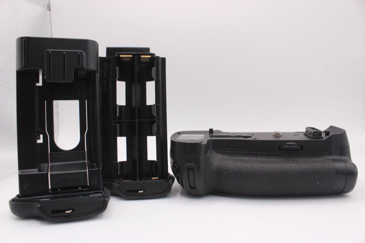 ニコン NIKON MB-D18 バッテリーグリップ #7791@b RO4628