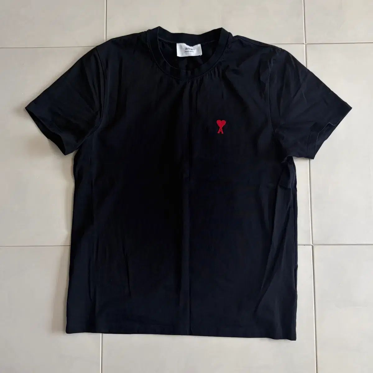 アミ Tシャツ ブラック