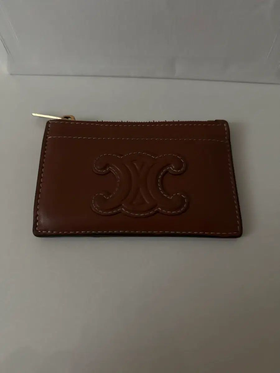セリーヌ 퀴ル トリオンフ ジッパー カード 財布