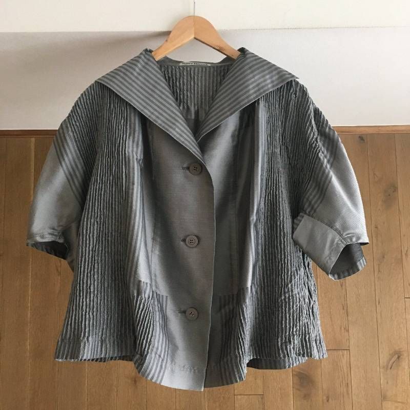 美品 ISSEY MIYAKEイッセイミヤケ A-POC INSIDE プリーツ ジャケット2