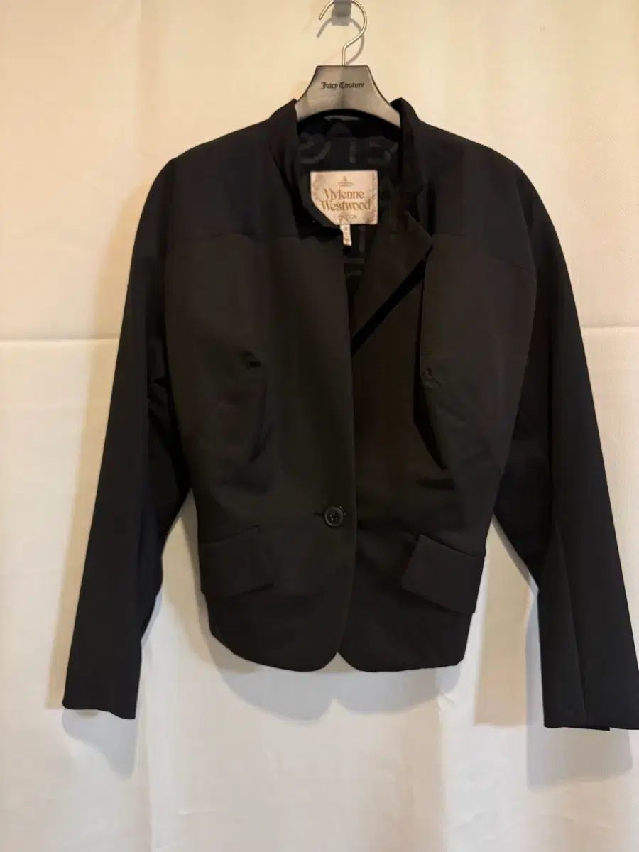 レディース Vivienne Westwoodヴィヴィアンウエストウッド ジャケット黒