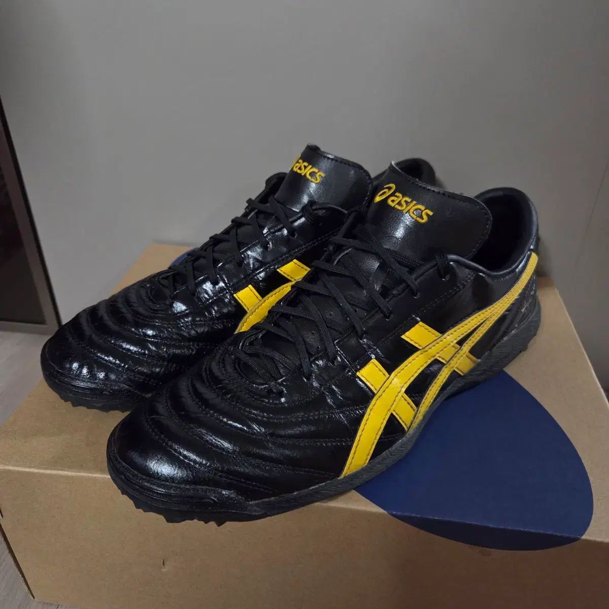アシックス C3 TF サッカーシューズ