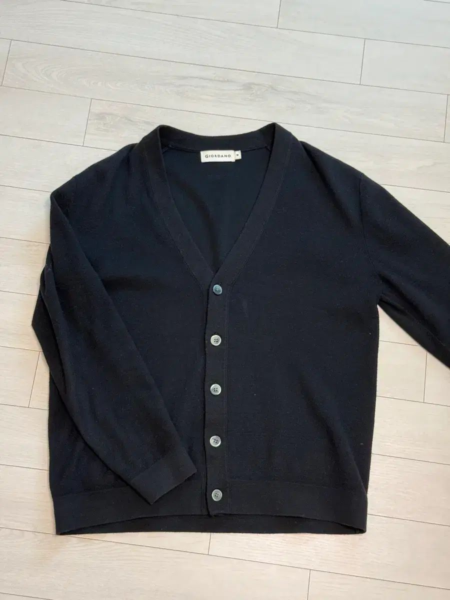 GIORDANO ジョルダーノ Vネック カーディガン