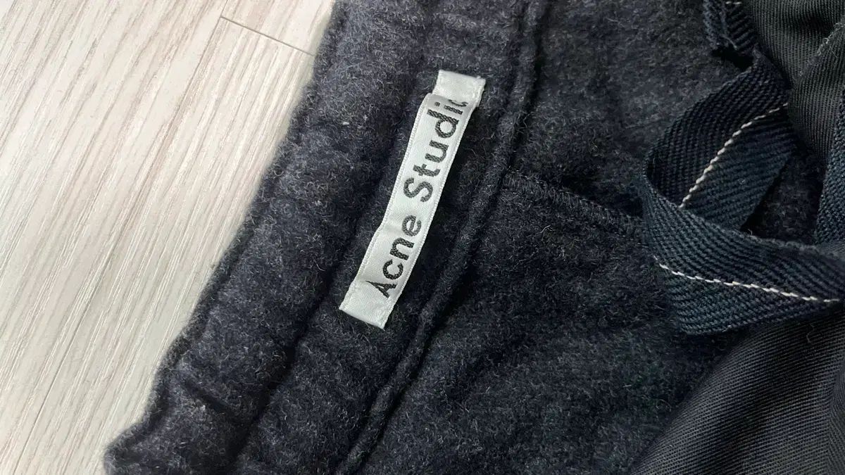 Acne Studios アクネストゥディオズ ズボン 46サイズ Acne Studios 