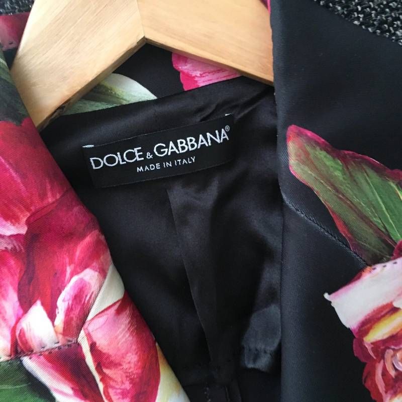 極美品 DOLCE & GABBANA ドルチェ＆ガッバーナ ローズプリント 