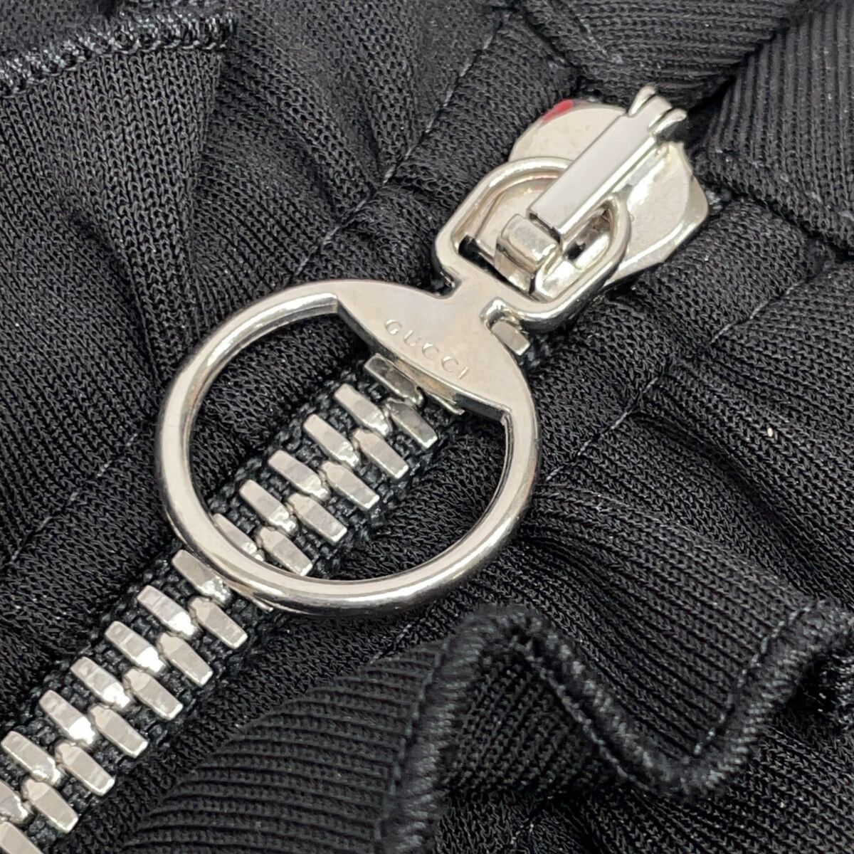GUCCI グッチ 457032 ブラック フロントZIP シェリーボウタイ