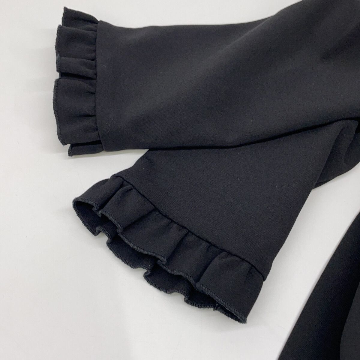 GUCCI グッチ 457032 ブラック フロントZIP シェリーボウタイ