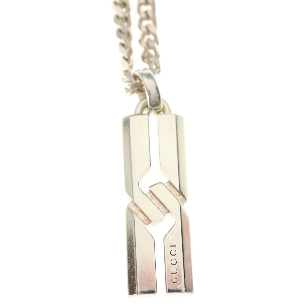 GUCCI (グッチ) ノットインフィニティ プレート ネックレス シルバー