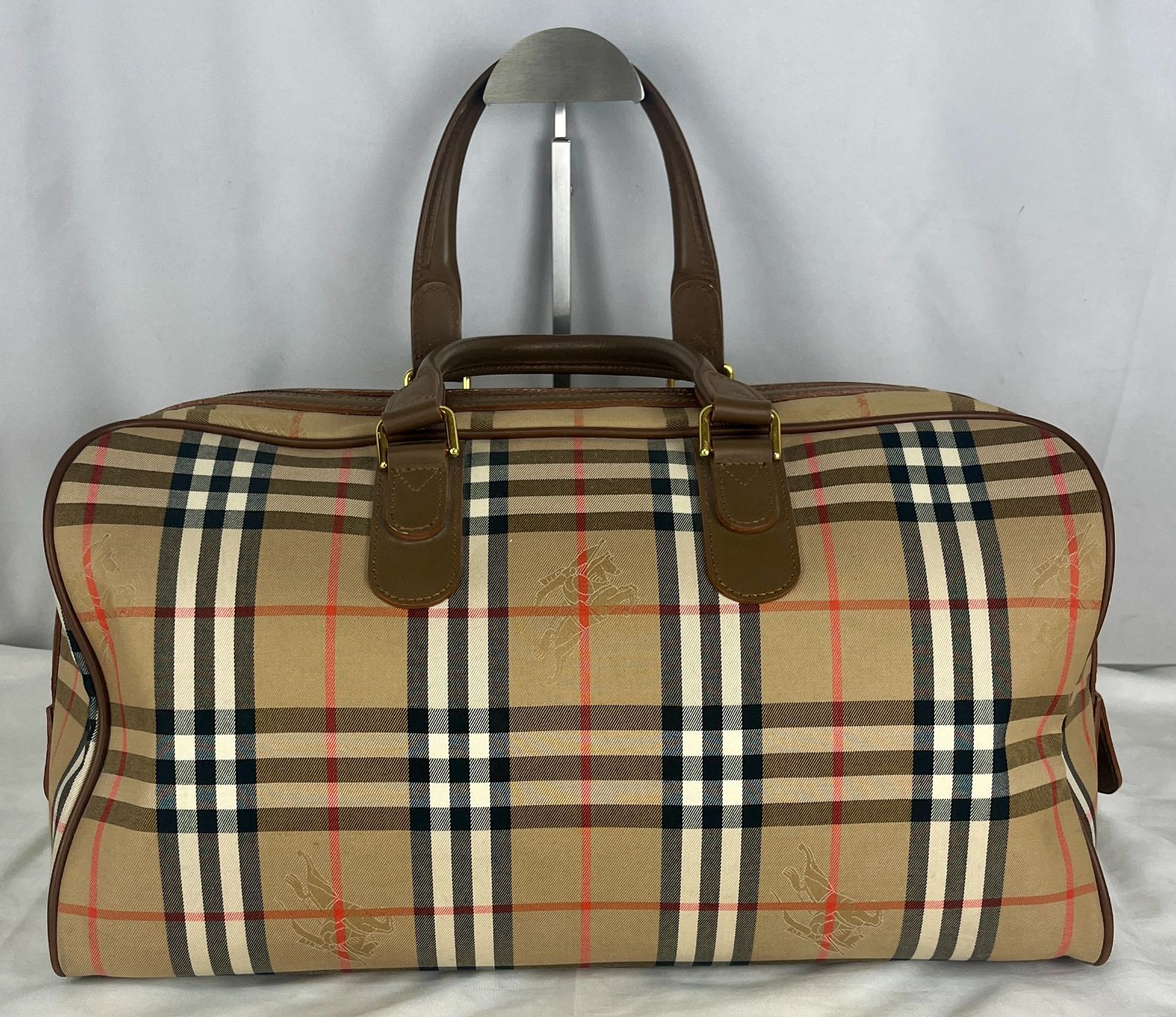 ③ 美品 Burberry バーバリー ボストンバッグ ノバチェック シャドーホース ホースロゴ ブラウン カデナ付 旅行カバン ⭐︎57