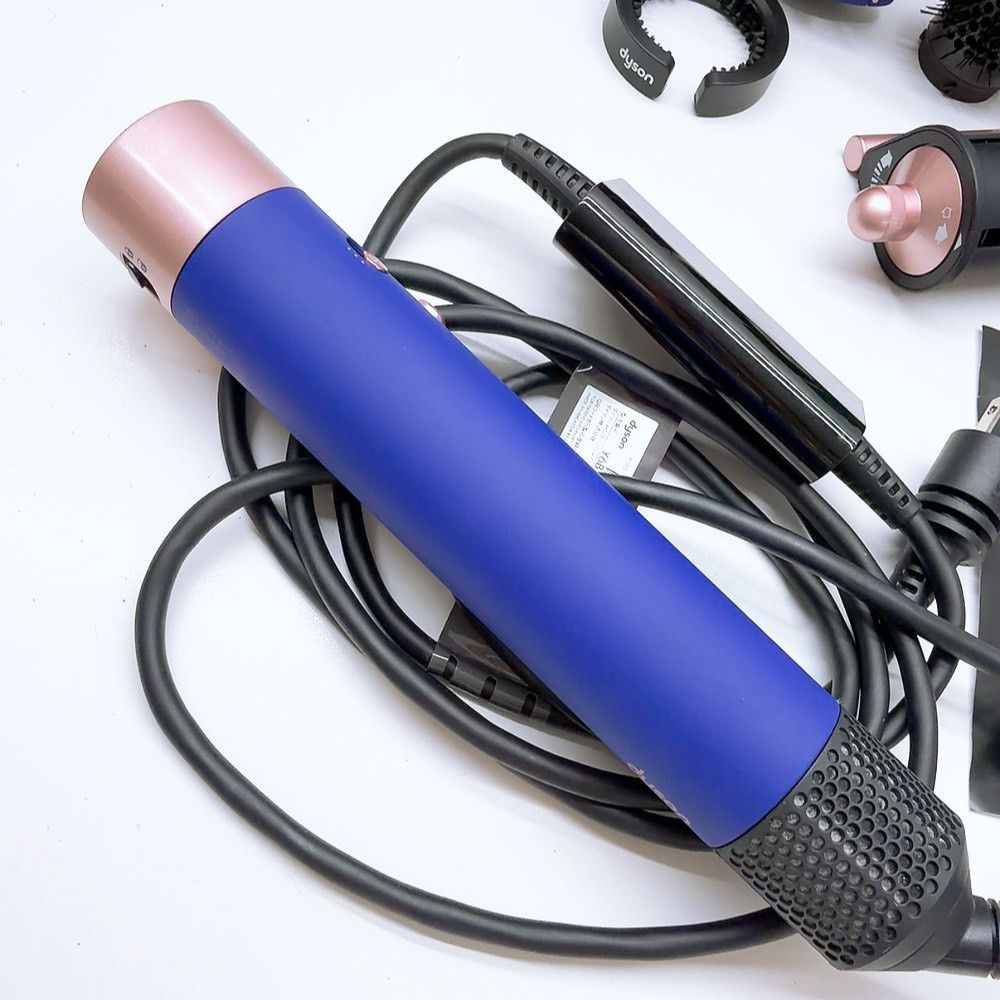 ほぼ未使用＊付属品完備》 ダイソン エアラップ マルチスタイラー HS05