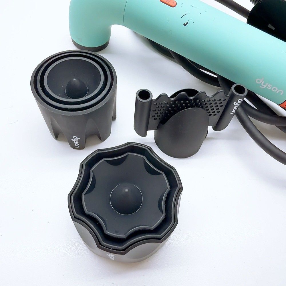 《最新モデル*安心の動作保証》 ダイソン ドライヤー HD17 Dyson ,2605N078 《最新モデル*安心の動作保証》 ダイソン ドライヤー HD17 Dyson ,2605N078