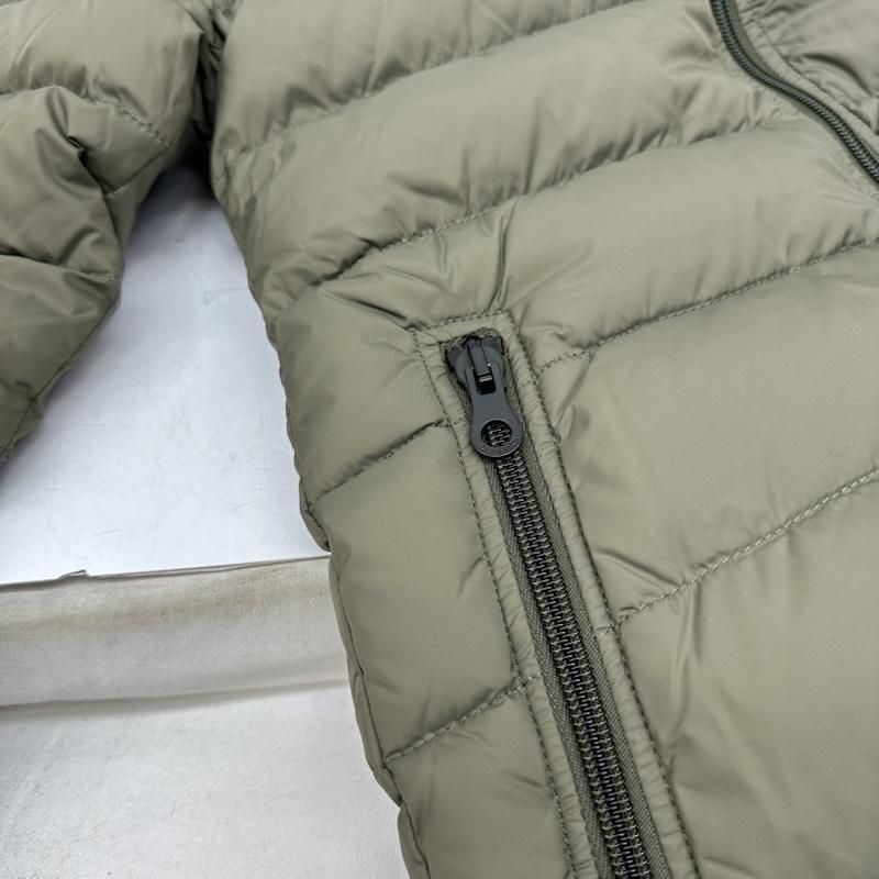 デュベティカ CELEBROS フード ファー ダウン コート 192-D8120004N00-11620-MN レディース 40 ISItems【USED】【古着】【中古】50158865