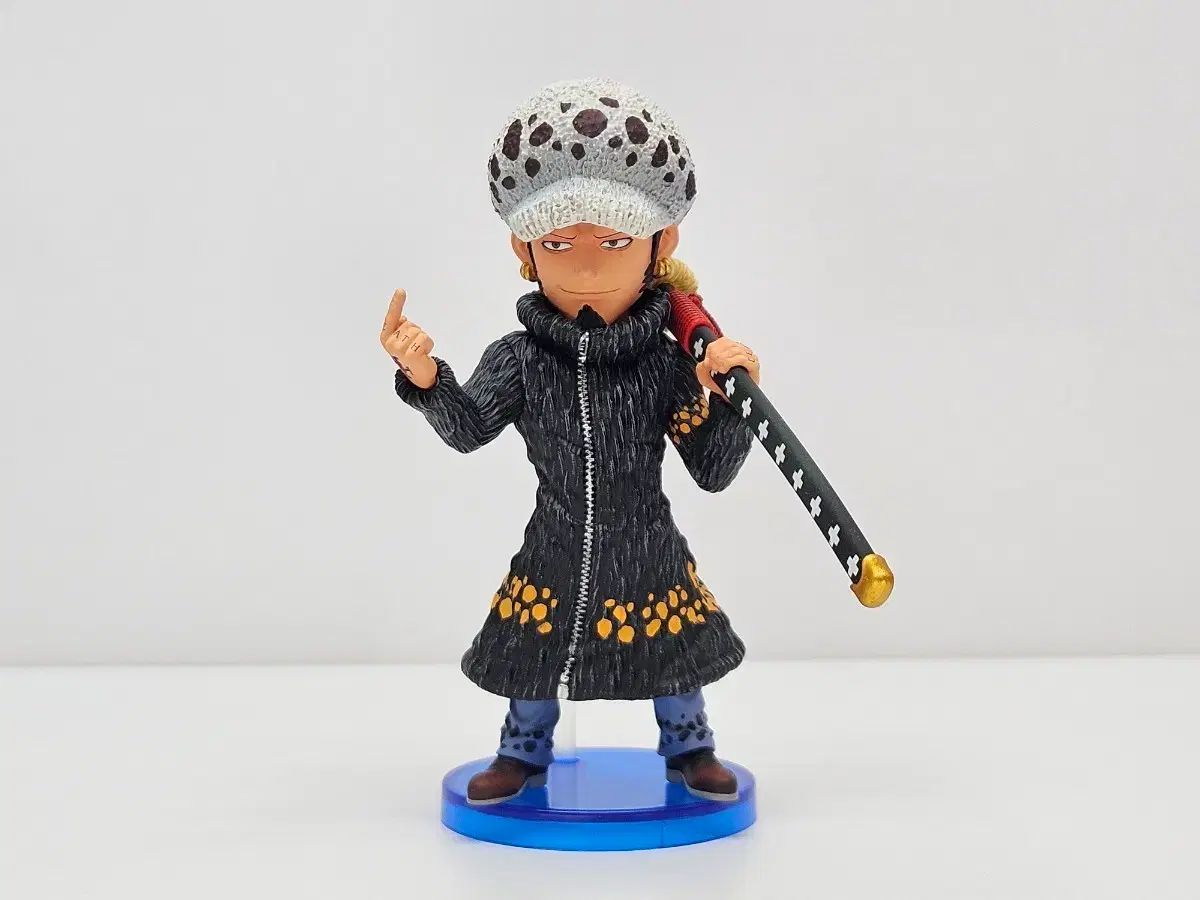 ONE PIECE レジン ワールドコレクタブル A+ ロー 出品 10,102円