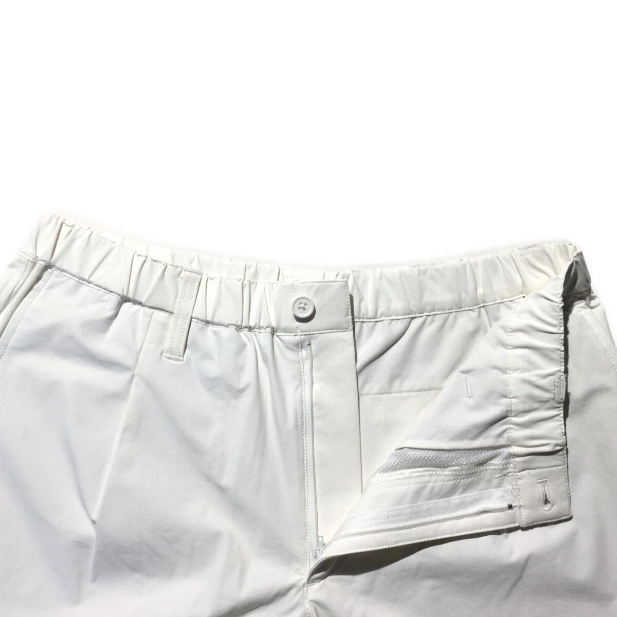未使用品 メンズ ヴィ・トゥエルヴ V12 ショートパンツ M 白 ホワイト