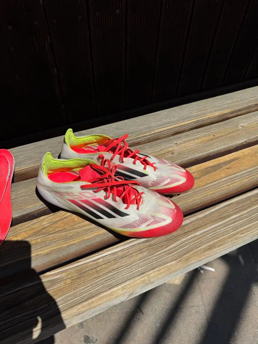 アディダス F50 AG 275 出品