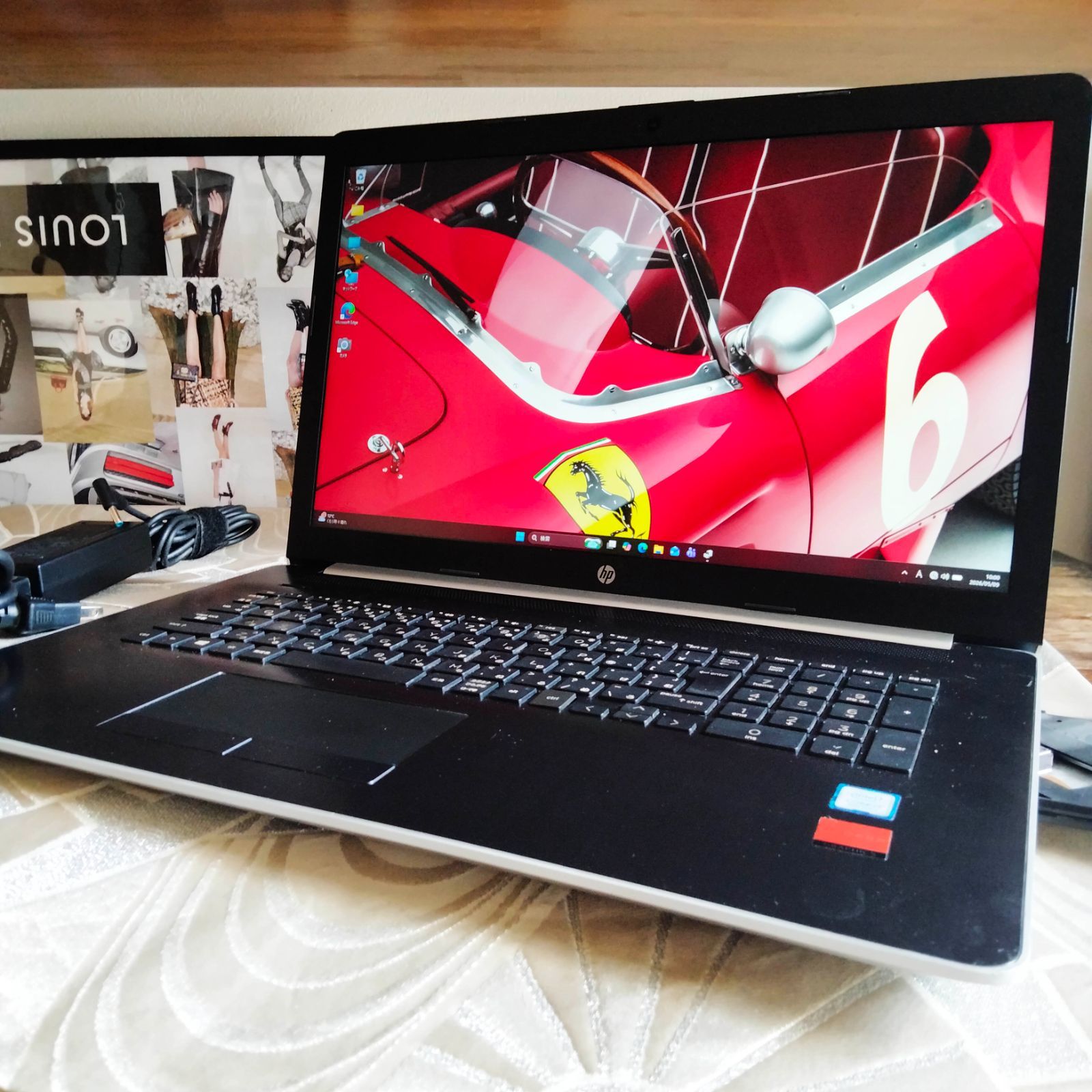 ！17インチ 8世代 i7 8550U 1920x1080 256G/SSD NVMe ＋ 500G/HDD 8G FHD 17-by0018TX PXP02