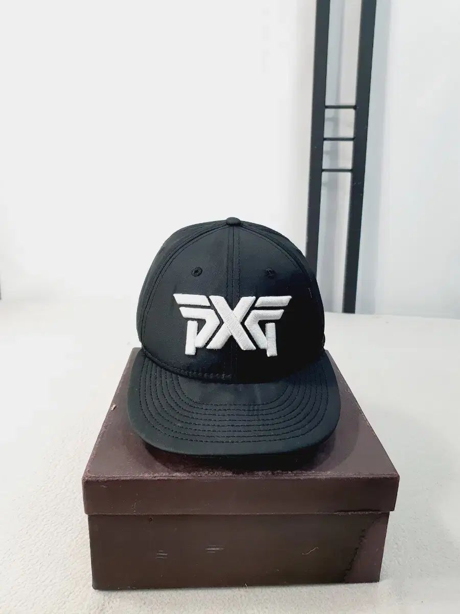PXG ウール帽子 NEW ERA ベースボールキャップ ブラック