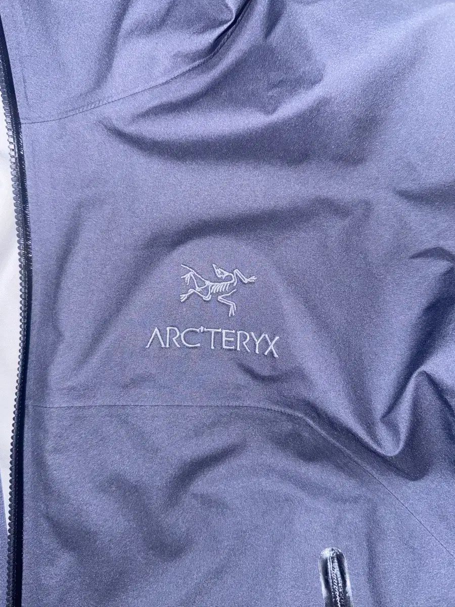 ARC'TERYX アークテリクス ベータ LT ジャケット ブラック サファイア L