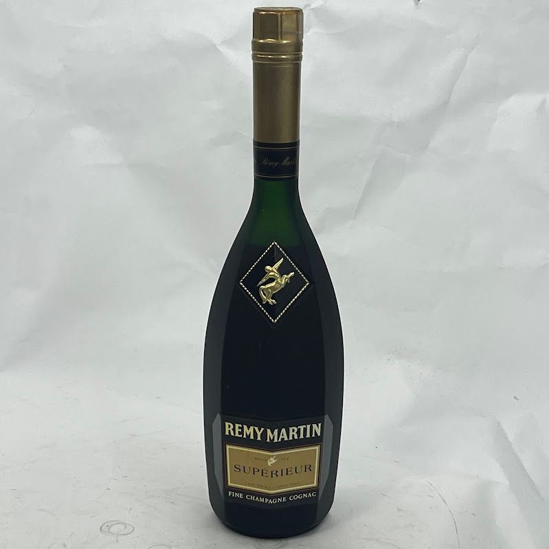 【未成年の飲酒は法律で禁じられています】レミーマルタン スペリオール　700ml　スリムボトル　40度