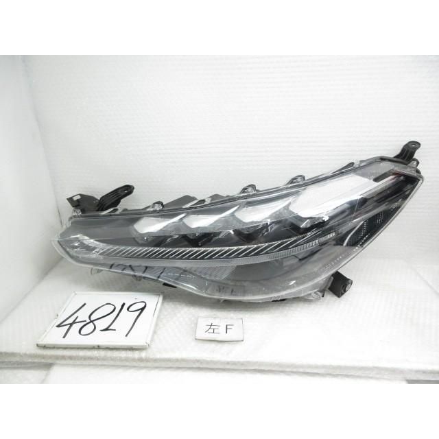 R3年 カローラクロス 3BA-ZSG10 左ヘッドランプ ヘッドライト LED 16-177 81170-16810 207951 4819