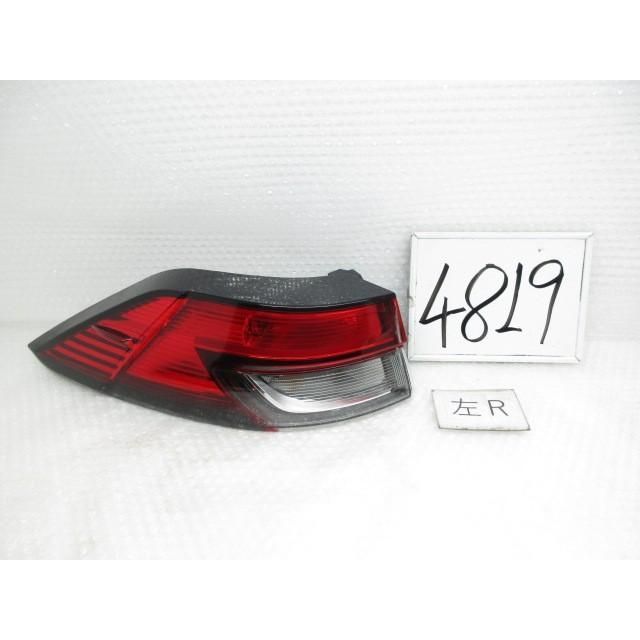 R3年 カローラクロス 3BA-ZSG10 左テールランプ テールレンズ 16-179 81561-16700 207955 4819