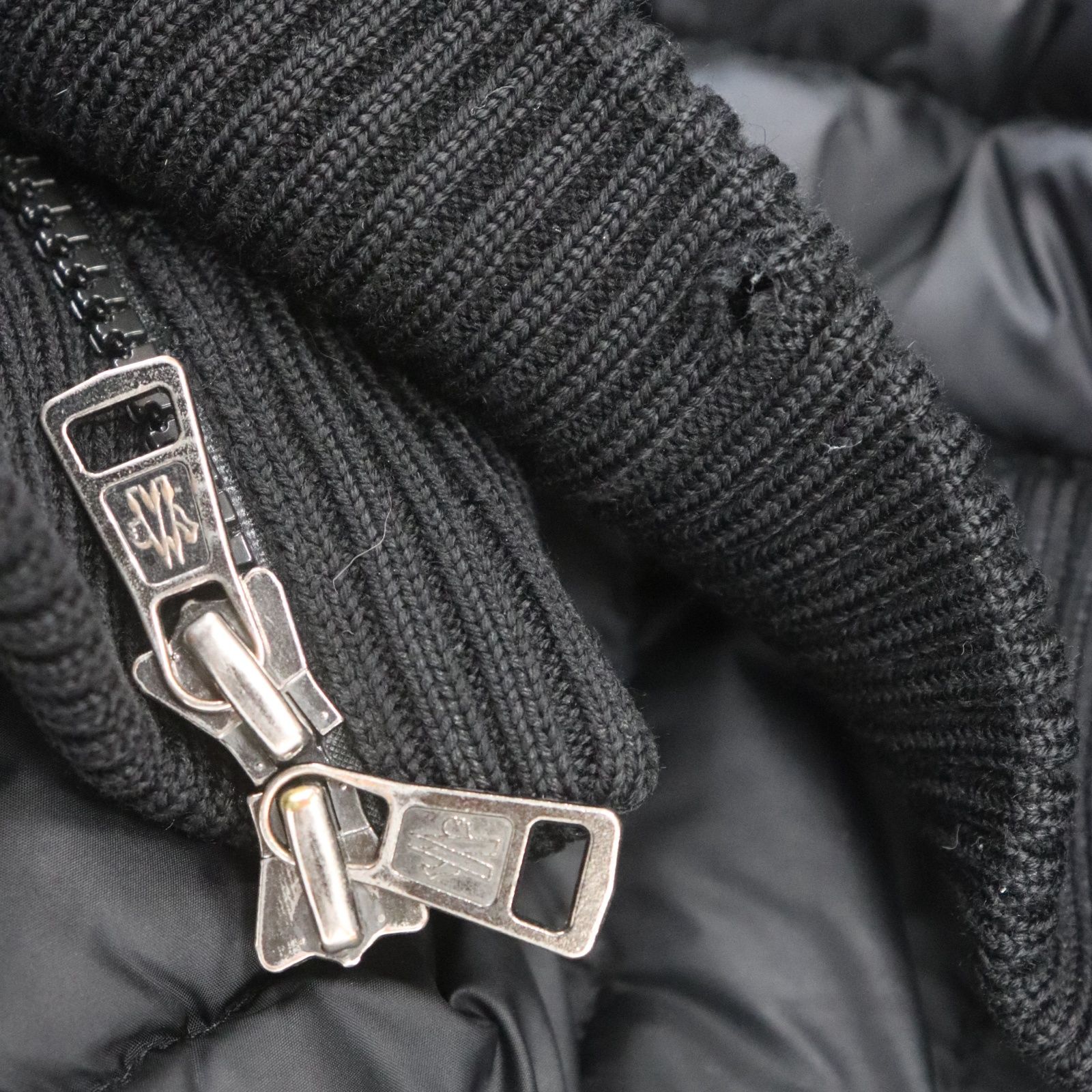 ITQ5S6ON5PGG 国内正規品 MONCLER モンクレール MAGLIONE TRICOT 