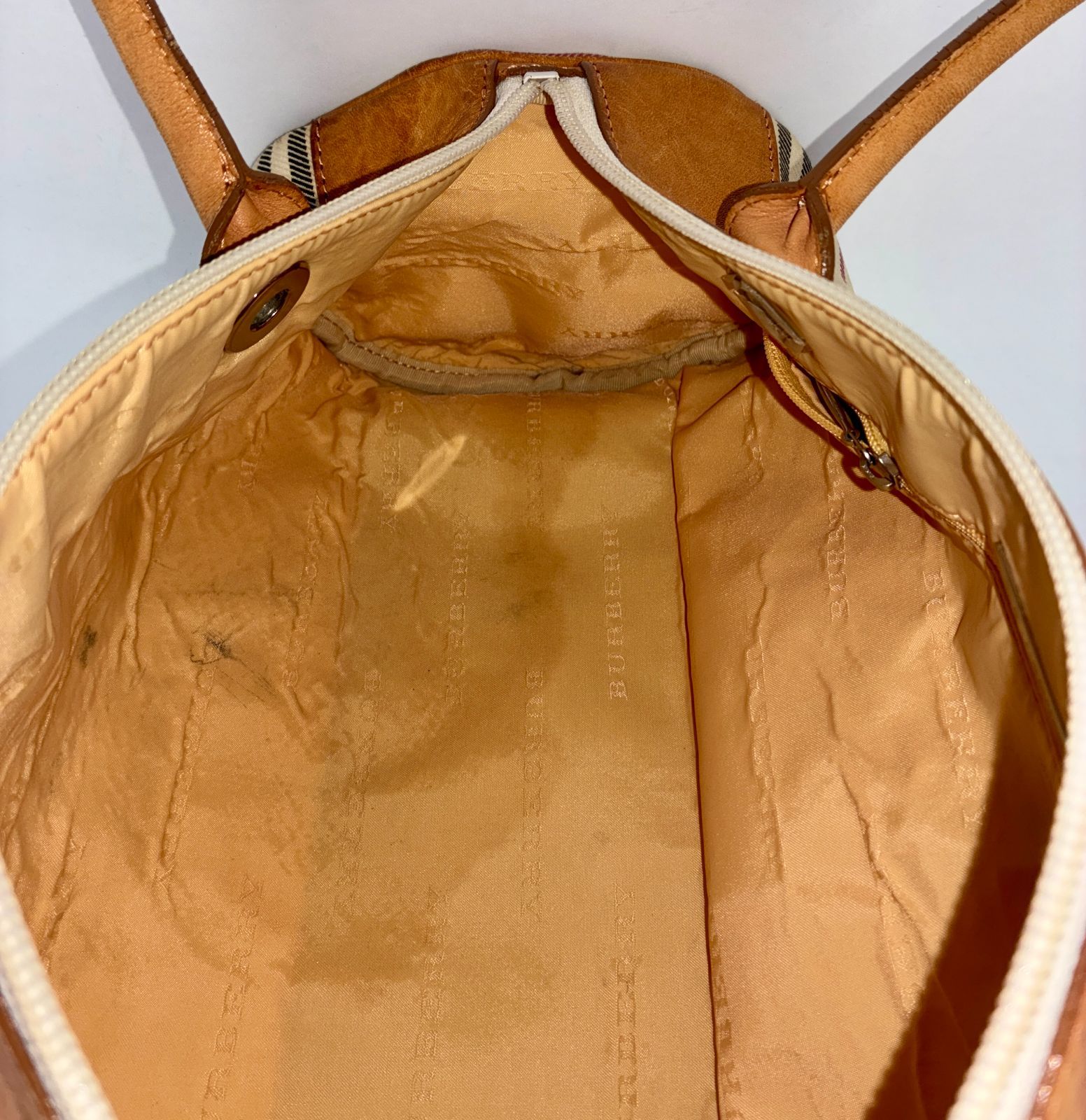 ⑤ BURBERRY バーバリー 筒型 肩掛け ハンドバッグ ボーダー 