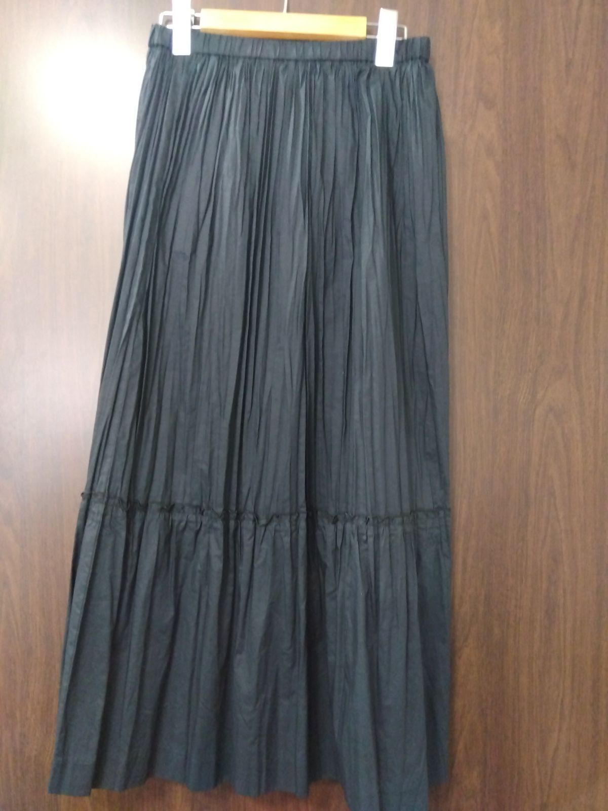 M19　ユキトリイ　　YUKI TORII INTERNATIONAL　スカート　未使用品　日本製　ロング　綿 100% ペチコート付き　涼しげ　軽い　ウエストゴム　　楽ちん