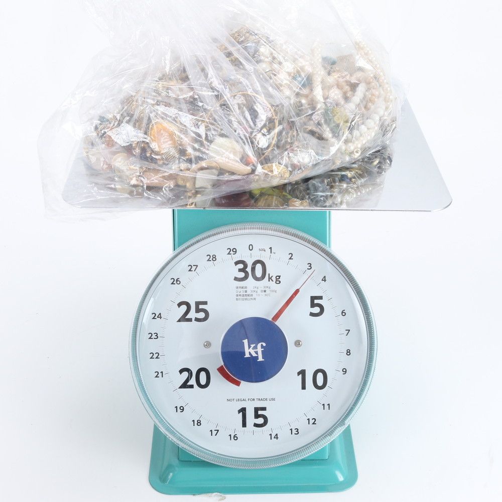 まとめ 約3kg ネックレス イヤリング ピアス ブローチ パール アクセサリー 金属 ネックレス RWM DY15-10【中古】