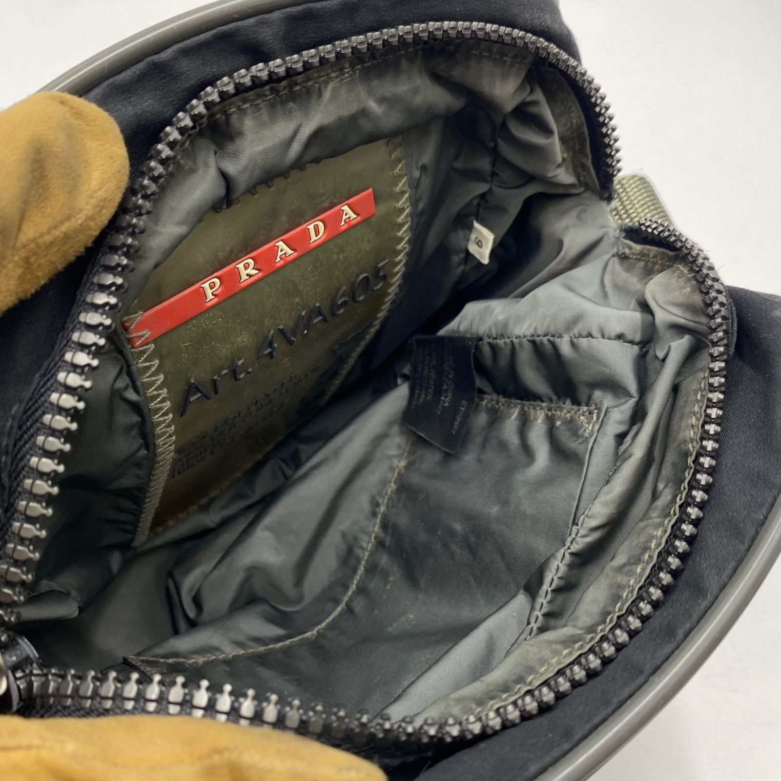 PRADA sports プラダ スポーツ ナイロン ショルダーバッグ 斜めがけ 